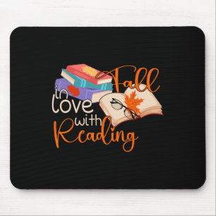 Rückgang der Liebe der Herbstlaub beim Lesen - Her Mousepad