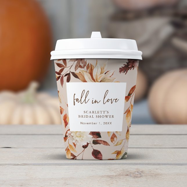 Rückgang der Liebe von Papieraufnahmen Pappbecher (Fall In Love Paper Cups
)
