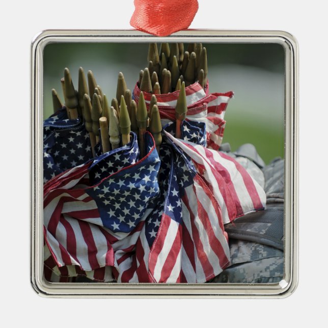 Rucksack eines Soldaten der Armee Ornament Aus Metall (Vorne)