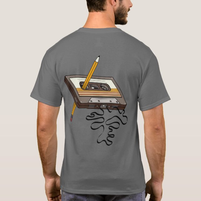 Rückspulen des Kassettenbands im Stil der 80er Jah T-Shirt (Rückseite)