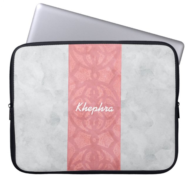 Ruddy Pink Batik Gray Name Laptopschutzhülle (Vorderseite)