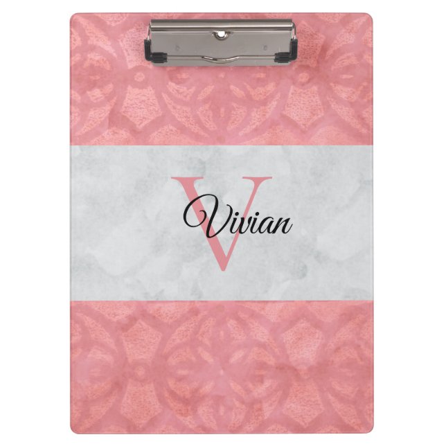 Ruddy Pink Batik und Grau Wasserfarbe Mit Monogram Klemmbrett (Vorderseite)