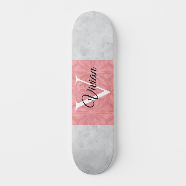 Ruddy Pink Batik und Grau Wasserfarbe Mit Monogram Skateboard (Vorderseite)