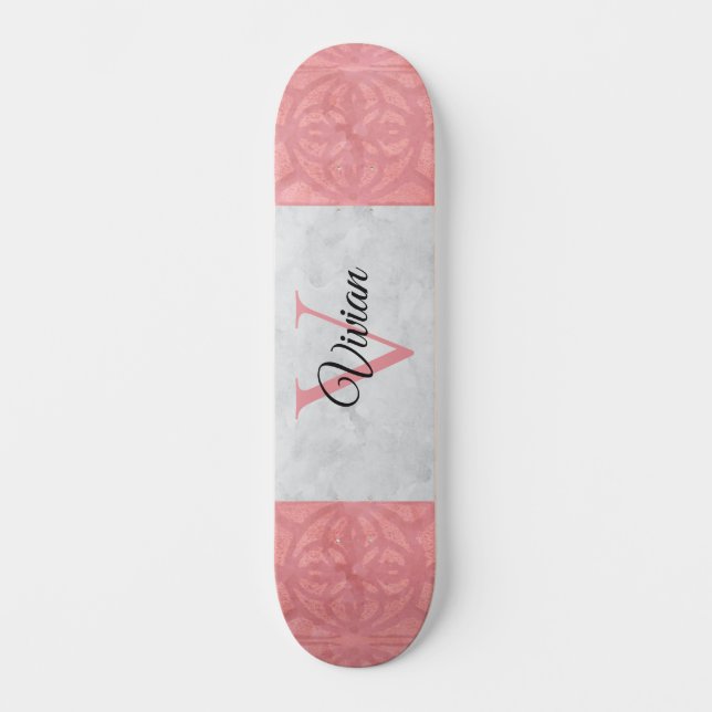 Ruddy Pink Batik und Grau Wasserfarbe Mit Monogram Skateboard (Vorderseite)