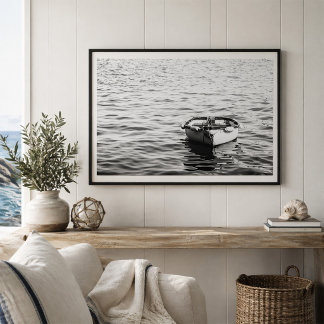 Ruderboot auf ruhigem Wasser Minimalistische Seefa Poster