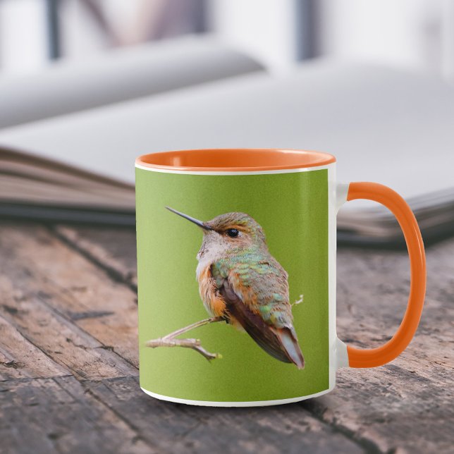 Rufous Hummingbird sitzt im kalifornischen Lilac Tasse (Rufous Hummingbird in California Lilac 11 oz Coffee Mug Cover Photo.)