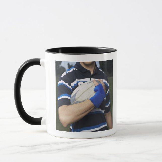 Rugbyspieler mit Ball Tasse (Links)