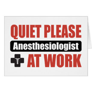 Ruhe-bitte Anästhesiologe bei der Arbeit