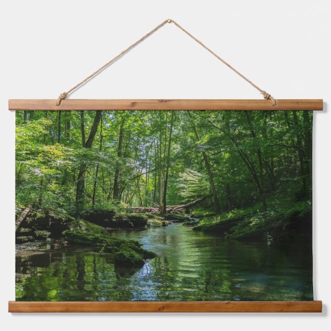 Ruhe im Wald  Wandteppich Mit Holzrahmen (Vorne)