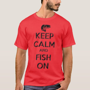 Ruhe und Fisch beim Fischfang behalten T-Shirt