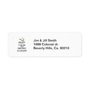 Ruhe und Rauchen im Auto behalten