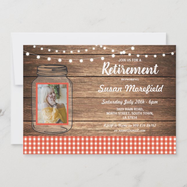 Ruhestand Party Rustic Jar Wood Red Gingham Foto Einladung (Vorderseite)