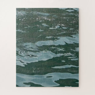 Ruhige Azure-Ozean-Wasser-Meereslandschaft Schöne 