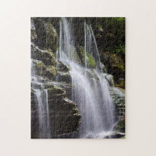 Ruhiger erfrischender Wasserfall - 11 x 14 Zoll