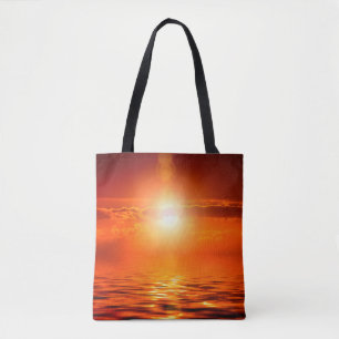 Ruhiger Sonnenuntergang Orange Golden Sky über dem Tasche