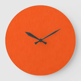 Ruhiger und einfacher orange texturierter Hintergr Große Wanduhr