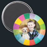 Rund um das Foto-Magnet des hellen Farbrads Magnet<br><div class="desc">Ein lustiges Geschenk für Freunde und Familie: Dieser farbenfrohe Regenbogenrahmen ist die perfekte Ergänzung zu jedem lustigen Foto.</div>