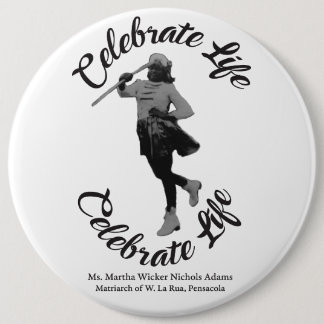 Runde Frau Martha Matriarch Button