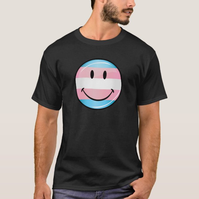 Runde lächelnde Transgender-Flagge T-Shirt (Vorderseite)