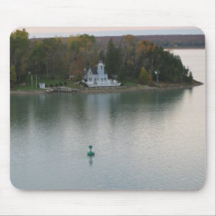 Runder Insel-Leuchtturm, Fluss MI St. Marys Mousepad