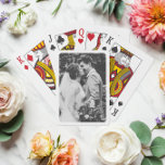 Runderneuertes Foto Spielkarten<br><div class="desc">Anpassen mit Ihrem eigenen Foto; je nach Wunsch den Rahmen behalten oder entfernen</div>