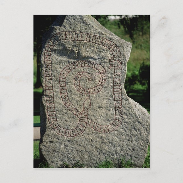 Rune stone outside Gripsholm Castle Postkarte (Vorderseite)
