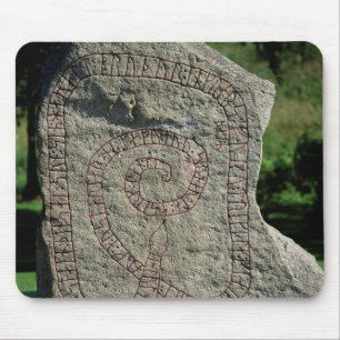 Runestein außerhalb Gripsholm Schlosses Mousepad