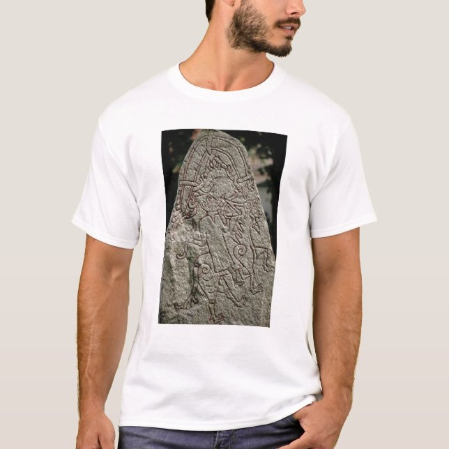 Runic Stein T-Shirt (Vorderseite)