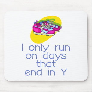 RunnerChick-Tage Mousepad