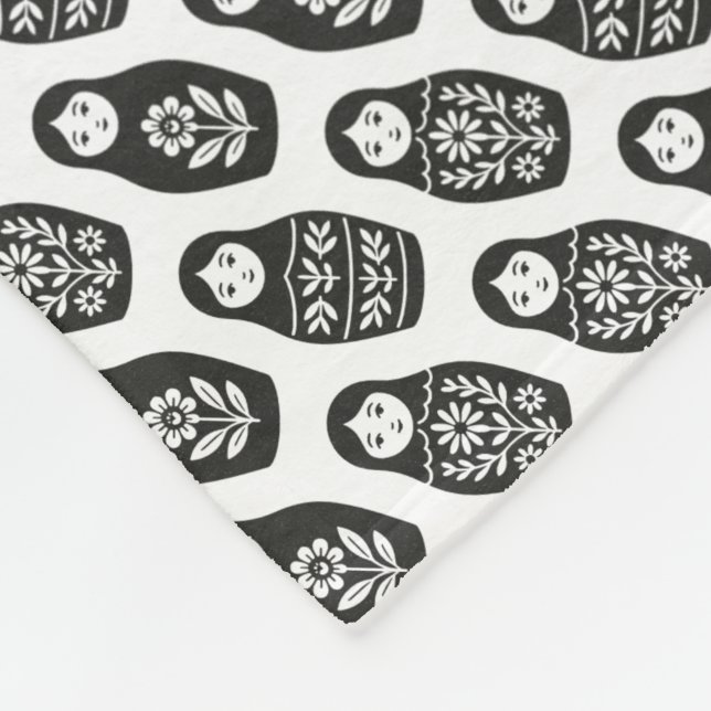 Russian Dolls Fleecedecke (Ecke)