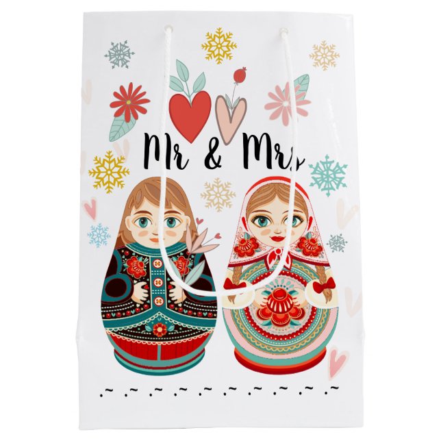 Russian Matryoshka Dolls Mr. & Mrs. Personalisiert Mittlere Geschenktüte (Rückseite)