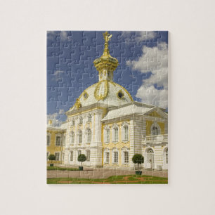 Russland. Petrodvorets. Peterhof-Palast. Peter der