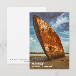 Rusted Shipwreck an einem Strand gelegen oder gest Dankeskarte