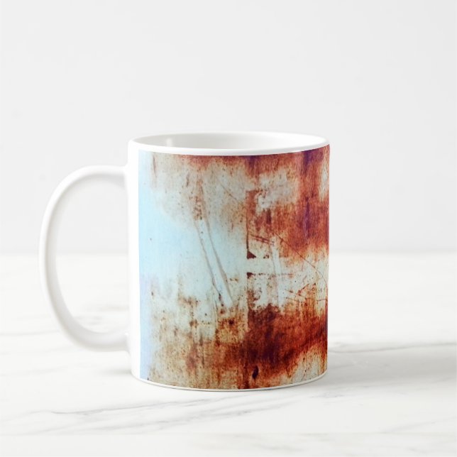 Rustetes Metall, texturierter Hintergrund. Kaffeetasse (Links)