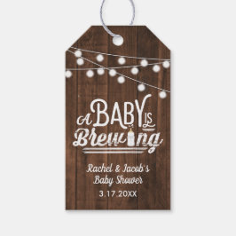 Rustic A Baby ist das Brechen einer Babydusche Geschenkanhänger