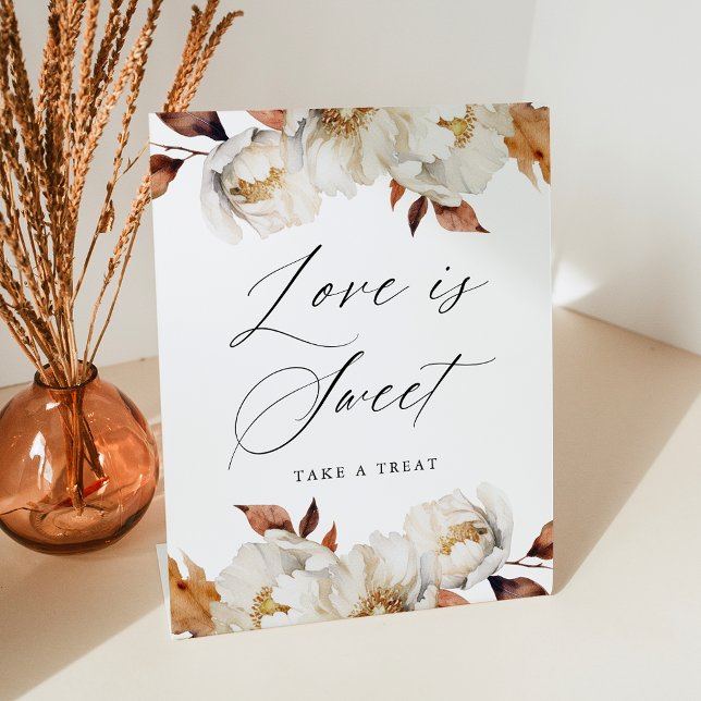 Rustic Autumn Floral Love is Sweet Wedding Favor Sockelschild (Von Creator hochgeladen)