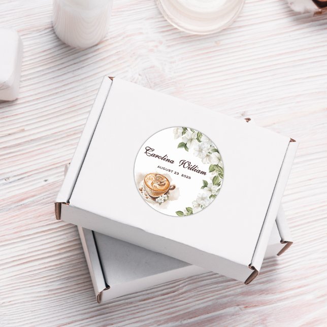 Rustic Baby ist das Brechen der Coffee Baby Dusche Runder Aufkleber (Von Creator hochgeladen)