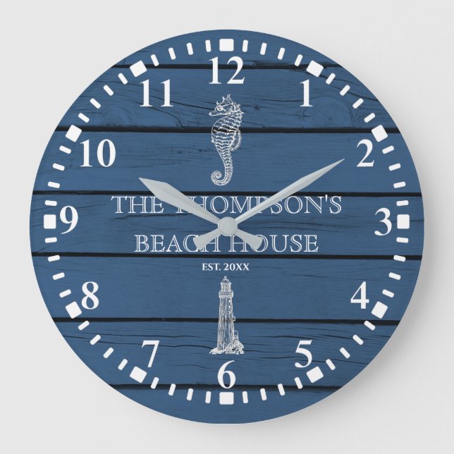 Rustic Blue Wood Seepferd Lighthouse Beach House Große Wanduhr (Vorderseite)
