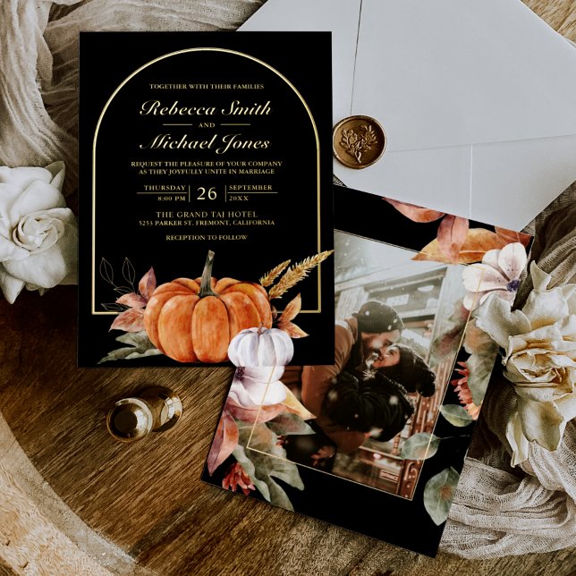 Rustic Boho Arch Pumpkin Foto Black Wedding Gold Folieneinladung (Von Creator hochgeladen)
