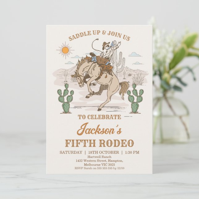 Rustic Brown Green Bronco Cowboy Rodeo Birthday Einladung (Stehend Vorderseite)