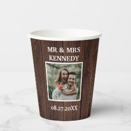 Rustic Brown Wood Custom Foto MR & MRS. Wedding  Pappbecher