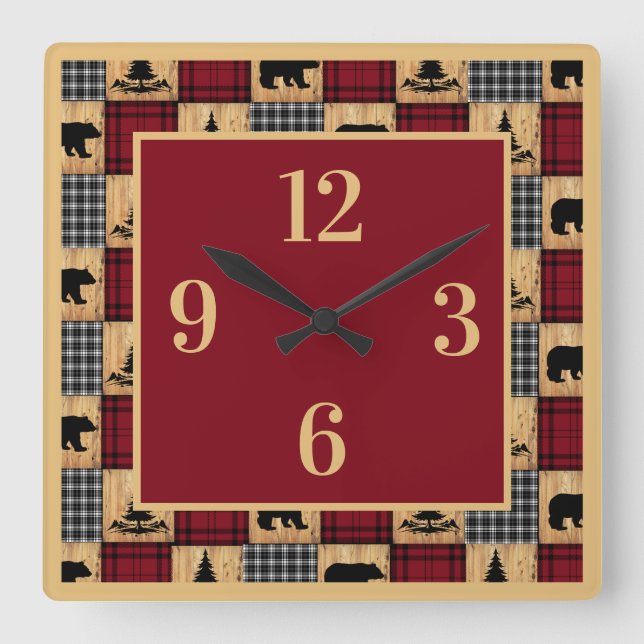 Rustic Buffalo Plaid Bears Trees Wood Red Black Quadratische Wanduhr (Vorderseite)