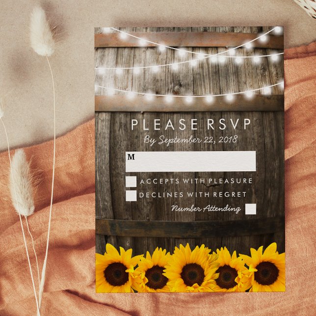 Rustic Country Wedding RSVP | Sunflower Lights (Von Creator hochgeladen)