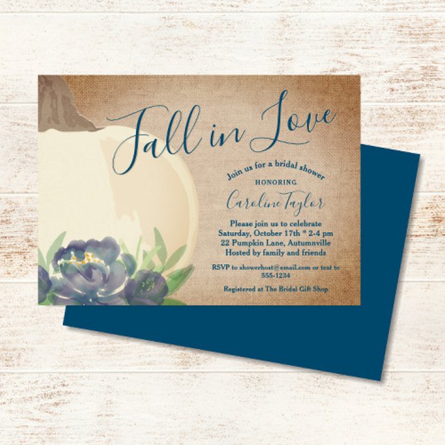 Rustic Fall Pumpkin Blue Floral Brautparty Einladung (Rustic Fall Pumpkin Blue Floral Bridal Shower Invitation)