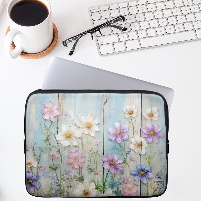 Rustic Farmhouse Wildflower Cottage Floral Laptopschutzhülle (Von Creator hochgeladen)