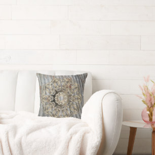 Rustic Gold Mandala Kissen