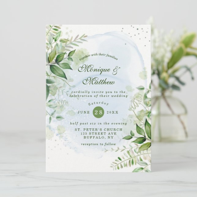 Rustic Greenery Dusty Blue Airy Hochzeitseinladung Einladung (Stehend Vorderseite)
