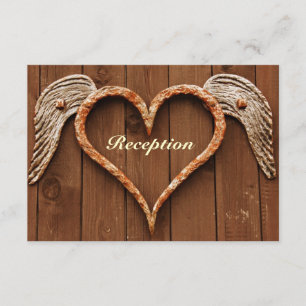 Rustic Heart mit Flügeln Holzene Hochzeitsfeier Begleitkarte