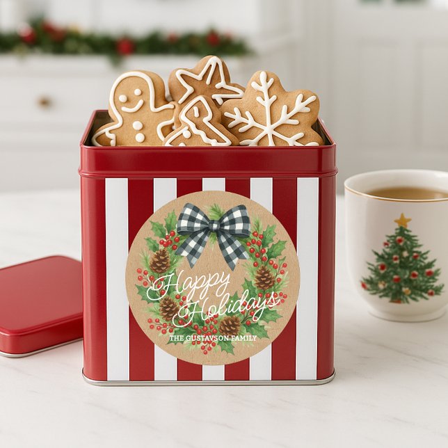 Rustic Holly Wreath White Black Checkered Bow Runder Aufkleber (Von Creator hochgeladen)