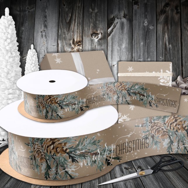 Rustic Kraft Juniper Branch Cones Frohe Weihnachte Satinband (Rustic Kraft Juniper Branch Cones Merry Christmas Satin Ribbon In  1.5 and 3 inch widths )